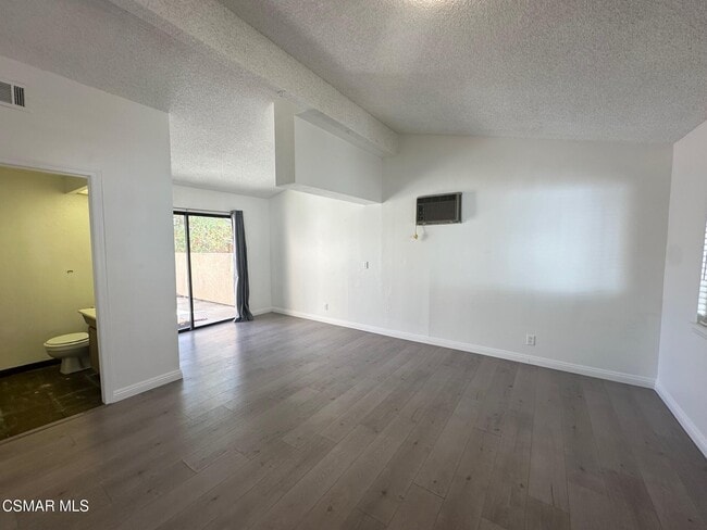 Building Photo - 53380 Avenida Ramirez
