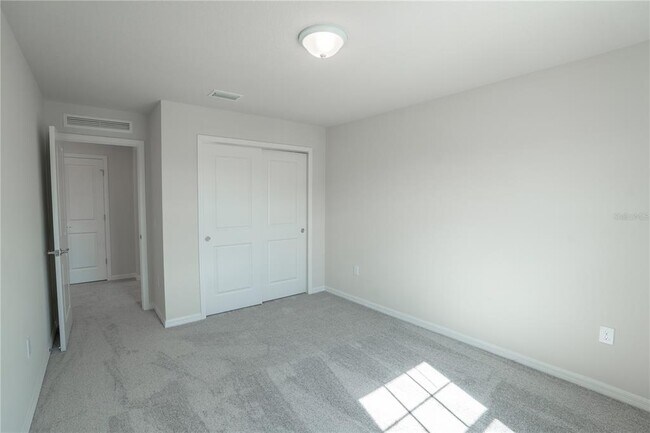 Building Photo - 3259 Ellsworth Ave