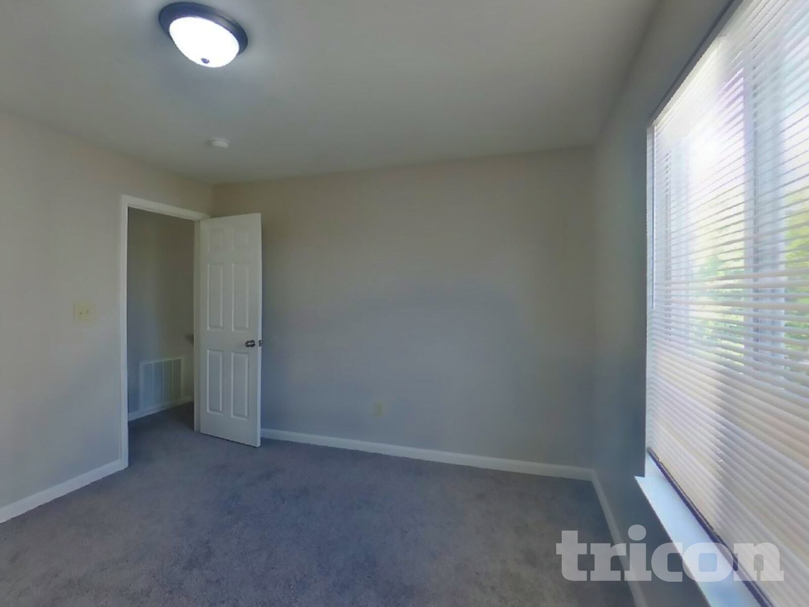 Building Photo - 9898 Worthington Blvd