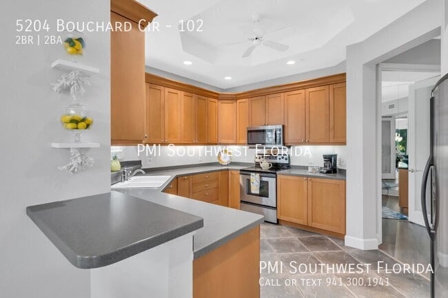 Building Photo - 5204 Bouchard Cir