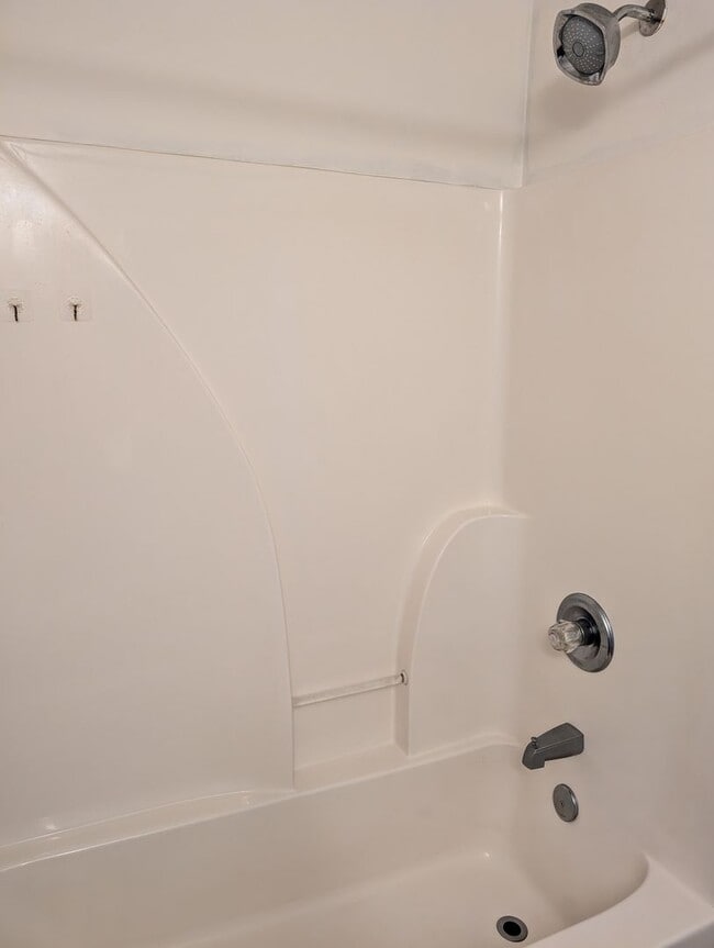 Building Photo - AVAILABLE NOW! 3 Bedroom Ranch with 2 Full...