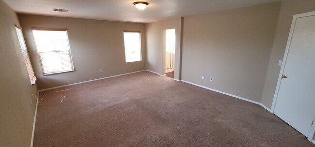 Building Photo - Beautiful former Model Home located near S...