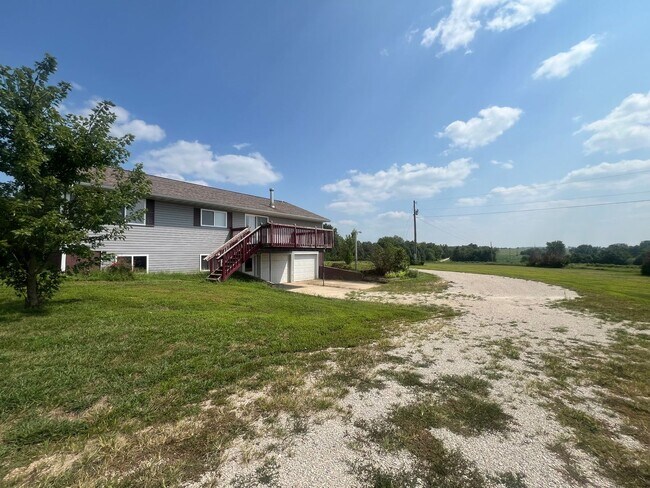 Building Photo - 13929 Harrison Rd