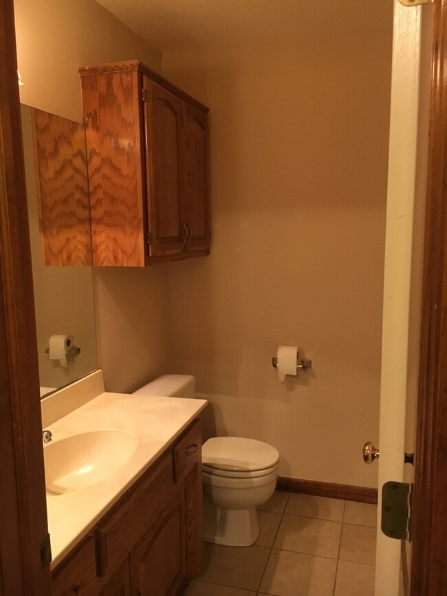 Building Photo - Gorgeous Home in Jenks Schools!