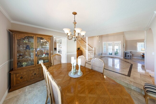 Building Photo - 30932 Colonial Pl