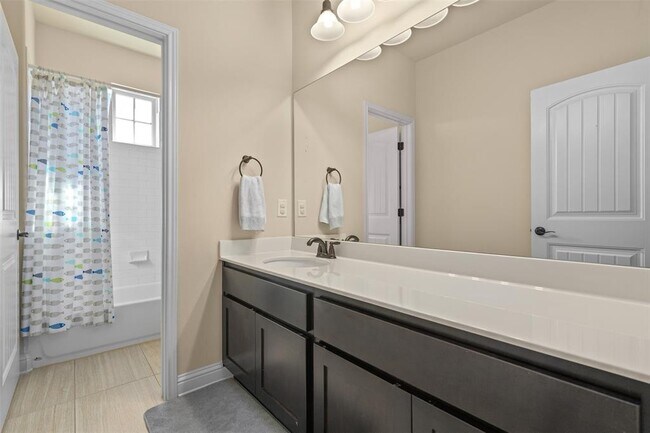 Building Photo - 10915 Hidden Caves Way