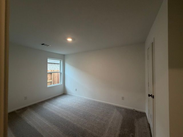 Building Photo - 3020 Huntersville Dr
