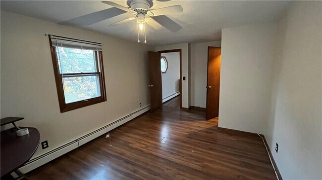 Building Photo - 189 Park Ave