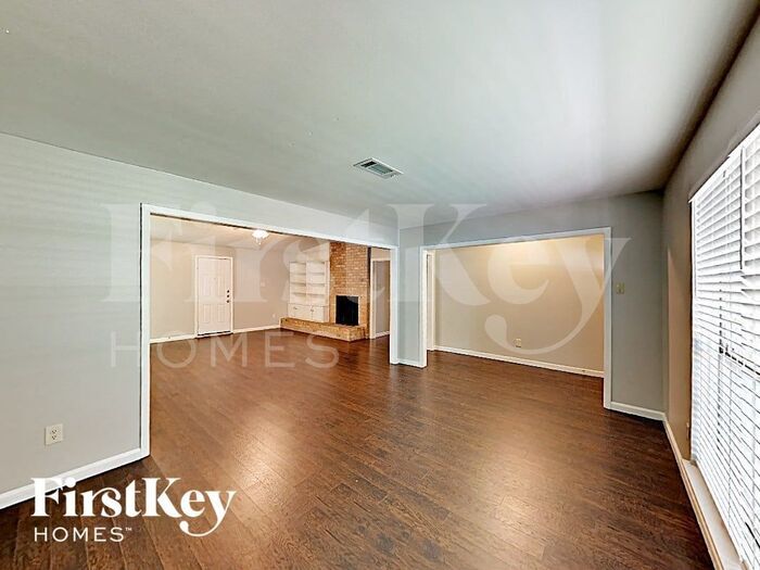 Building Photo - 10423 Collingswood Rd