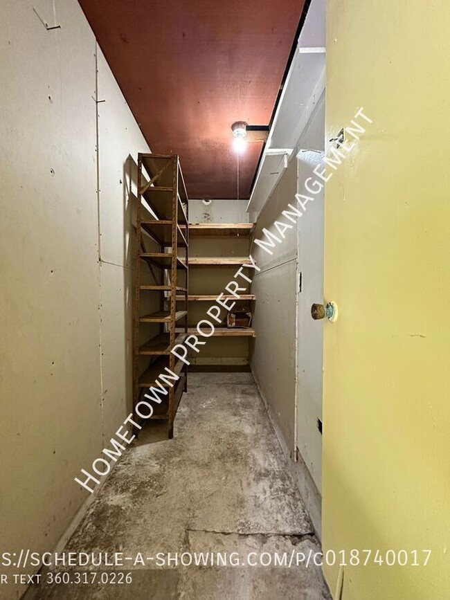 Building Photo - 3138 60th Loop SE