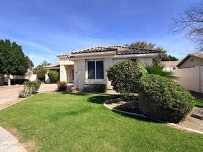 Building Photo - 1543 S Sean Ct