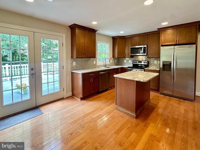 Building Photo - 1213 Forestville Dr