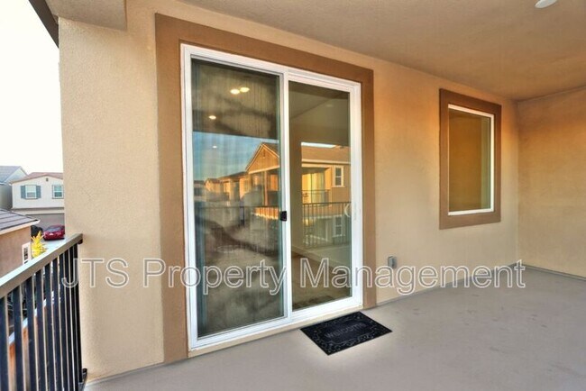 Building Photo - 3606 Nuestra Ave