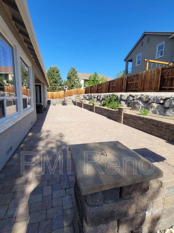 Building Photo - 5815 Slate Dr