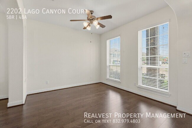 Building Photo - 2202 Lago Canyon Ct