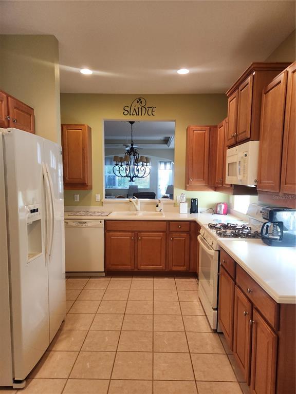 Building Photo - 6642 Tailfeather Way