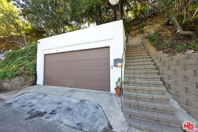 Building Photo - 11764 Laurelcrest Dr