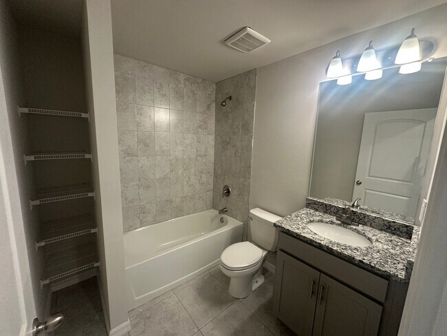 Building Photo - NE Cape Coral- Gator Circle Home- 4 Bedroom 2 Bathrooms 3 Car Garage