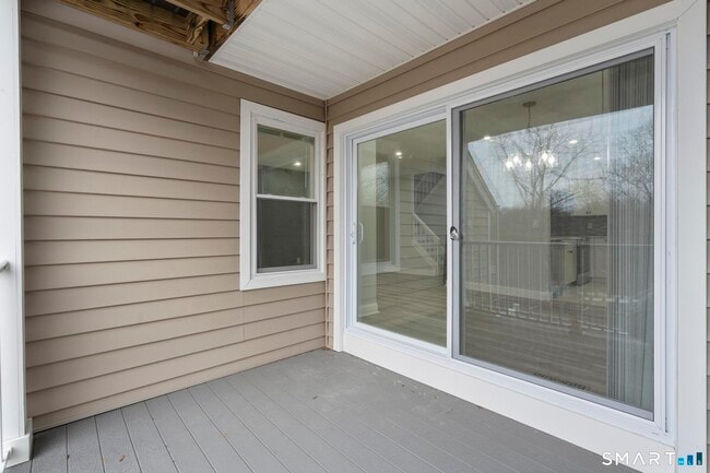 Building Photo - 133 Peddlers Dr