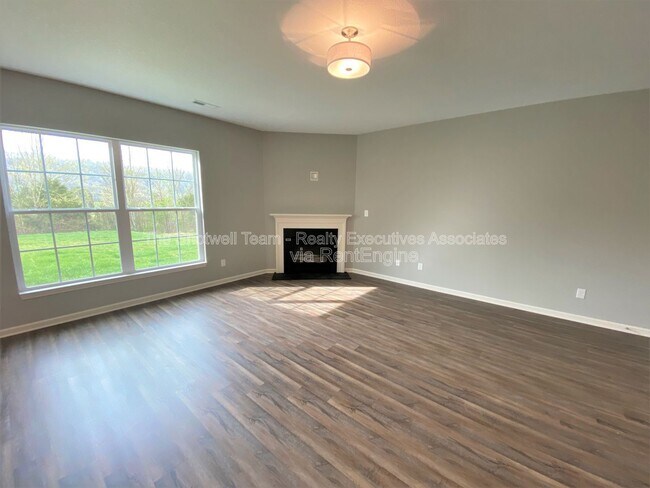 Building Photo - 7852 Beeler Farms Ln