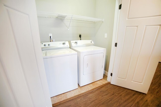 Building Photo - 100 Portico Street