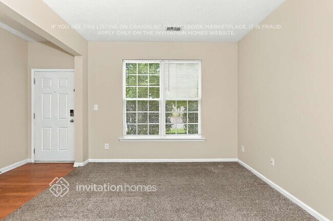 Building Photo - 250 Silver Arrow Cir
