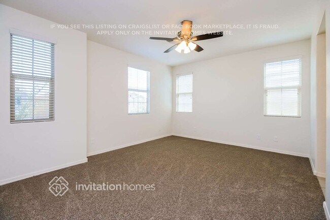 Building Photo - 2241 S Osborn Ln