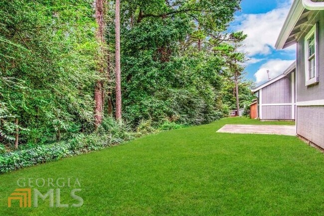 Building Photo - 2312 Leslie Brook Dr