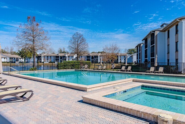 Building Photo - NEWLY REDUCED RENTAL PRICE!!