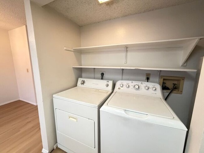 Building Photo - To schedule a viewing, call Wally Fellman at 702-493-9787