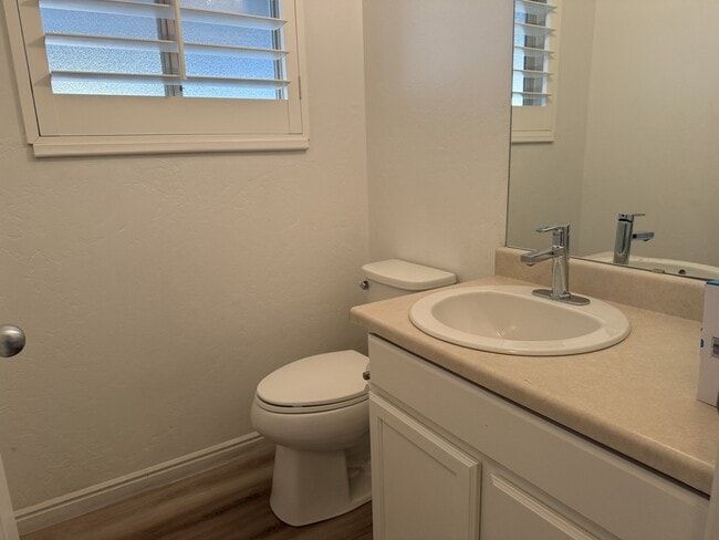 Building Photo - 7691 Willow Walk Ln