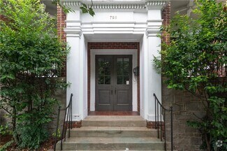 Building Photo - 798 Frederica St NE