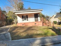 Building Photo - 2127 Walnut St