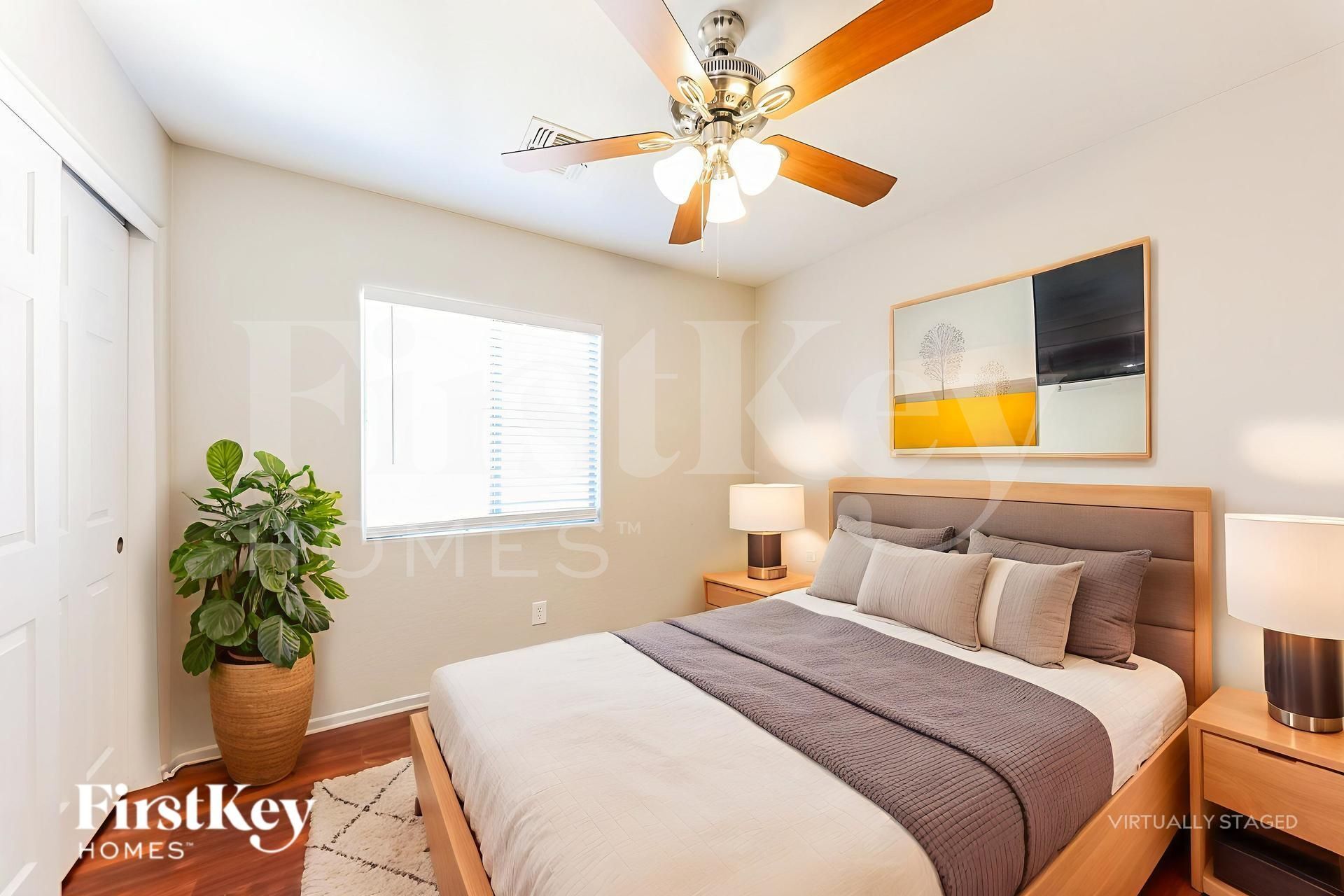 Building Photo - 4680 E Laurel Ave