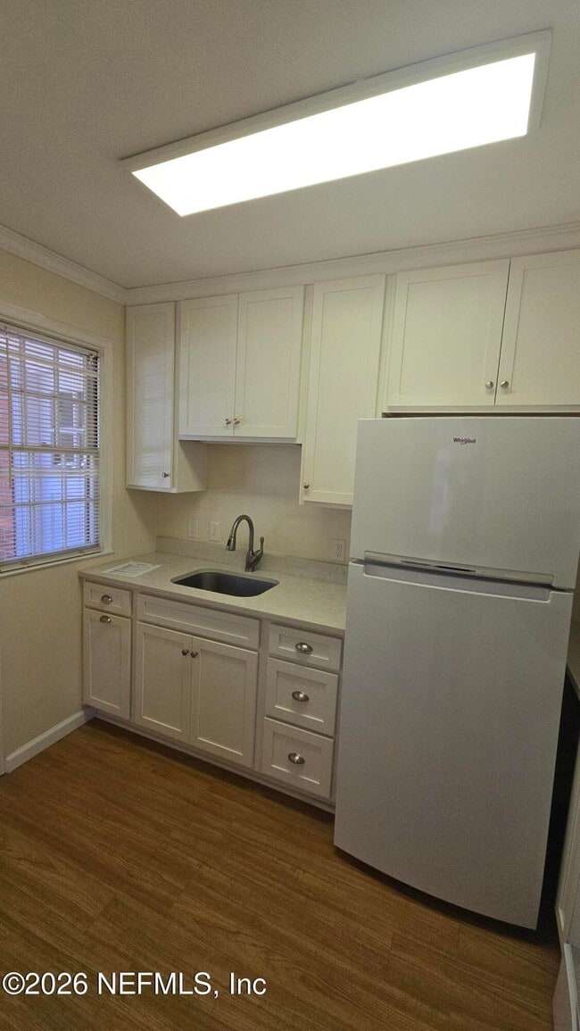 Building Photo - 3665 St Johns Ave