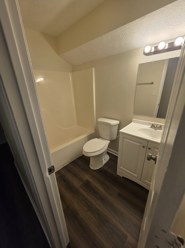 Building Photo - 4819 May Ridge Ln