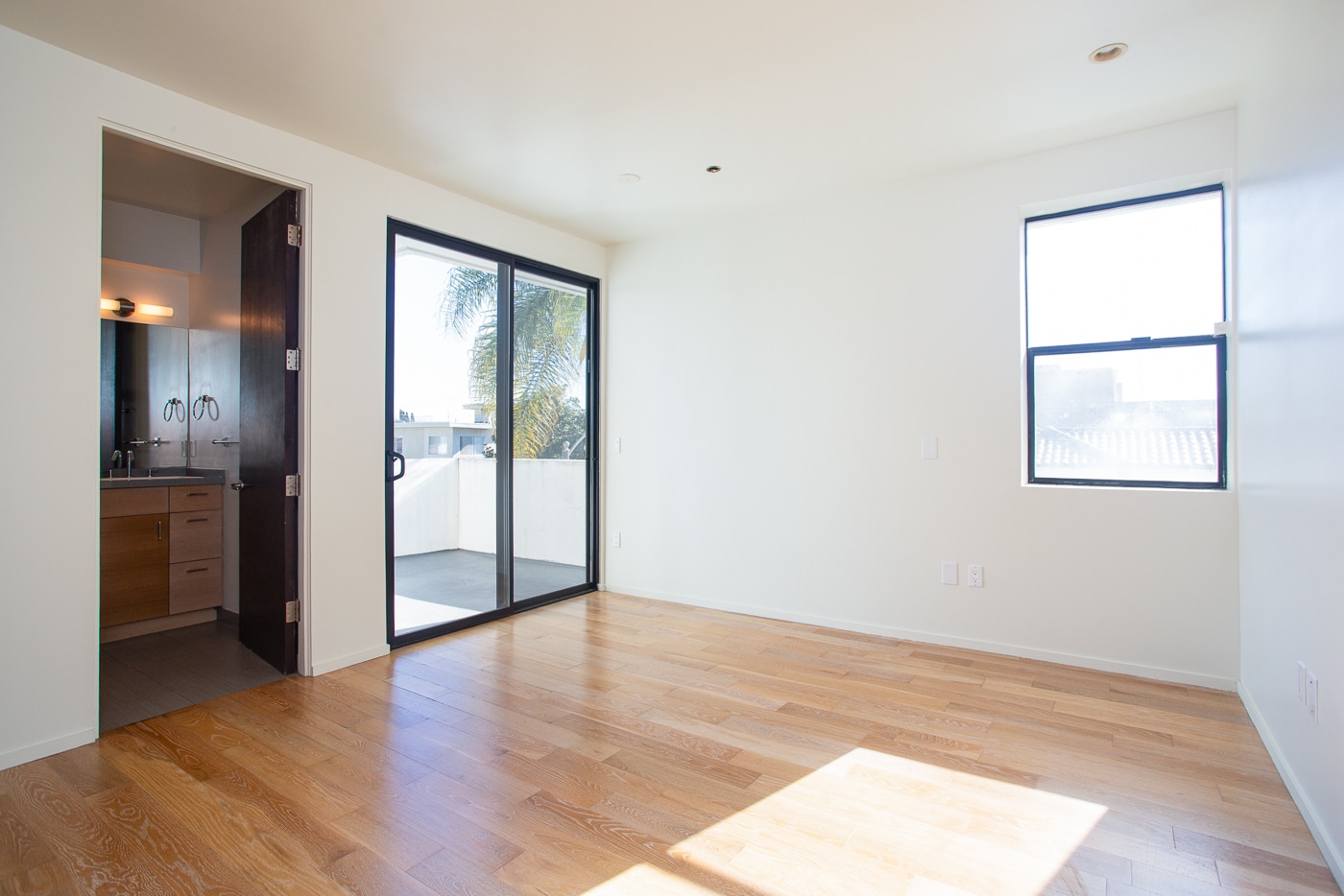 Building Photo - 8639 Whitworth Dr