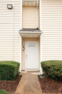 Building Photo - 613 Pylon Ct