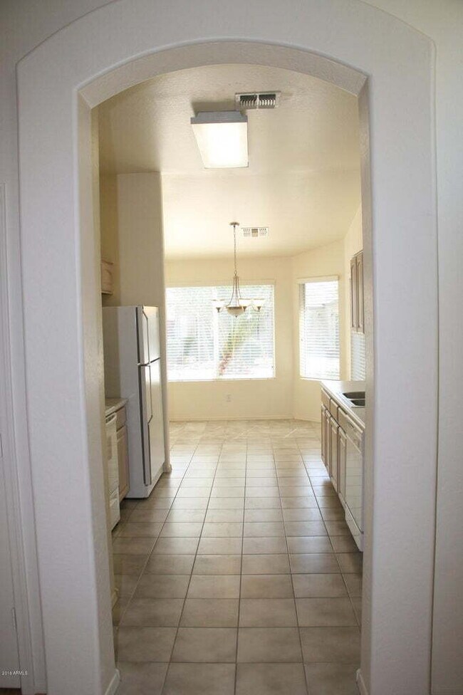 Building Photo - DESERT FOOTHILLS VILLAS TOWNHOUSE