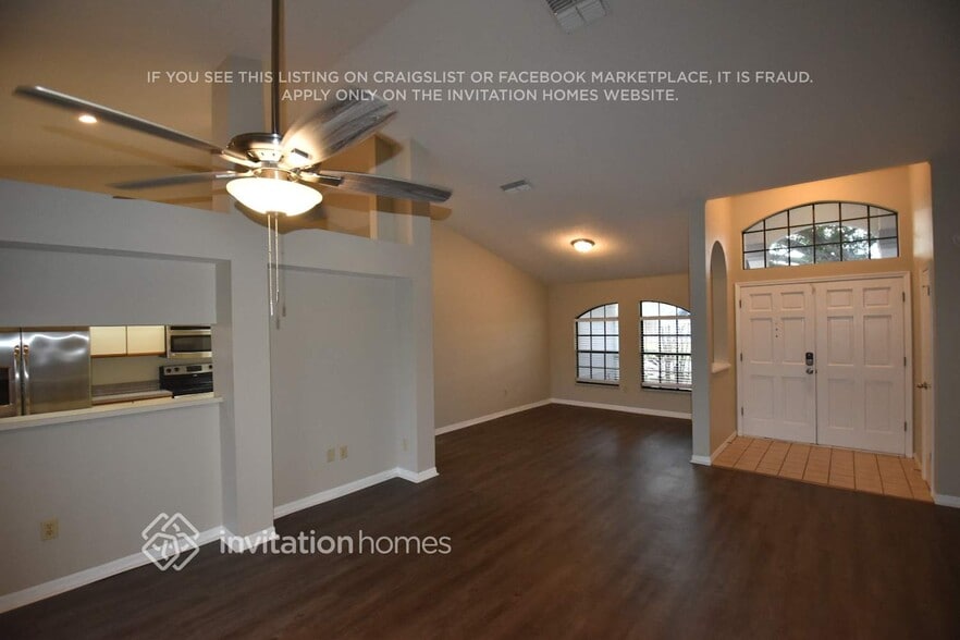 Building Photo - 1507 Storington Ave
