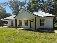 Building Photo - 310 Spring Lake Dr