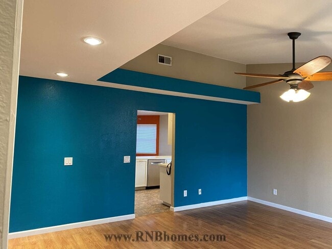 Building Photo - 2911 Twin Creeks Ln