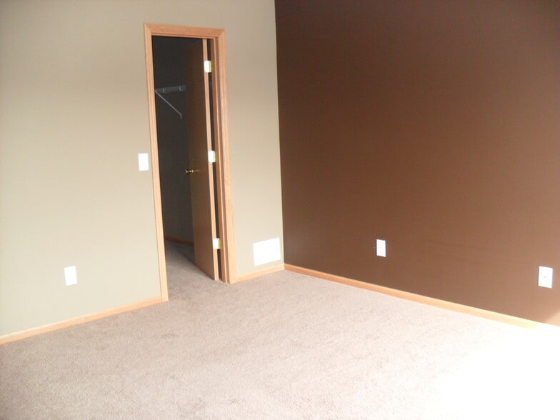 Building Photo - 4204 Meghan Ln