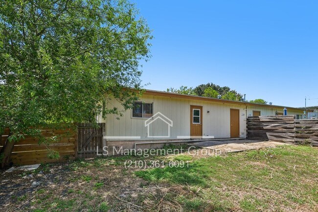 Building Photo - 6603 Cherryleaf St