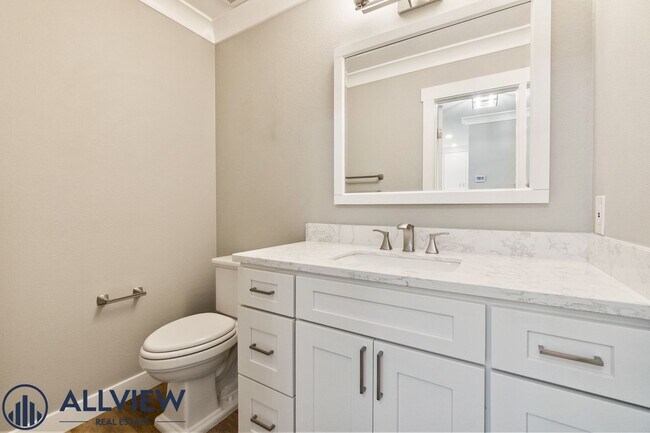 Building Photo - Highly Upgraded, Large Condo in Huntington Beach!