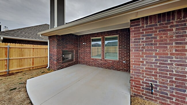 Building Photo - Spectacular 3 Bedroom 2 Bathroom Home in Britton Farms (Yukon Schools)