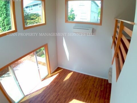 Building Photo - Modern 1BR+ Loft ADU with Private Fenced Yard & Gas Range