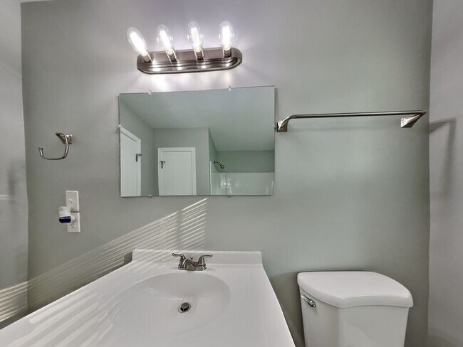 Building Photo - 3409 S Maywood Ave