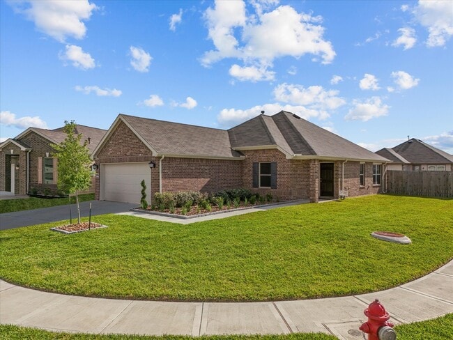 Primary Photo - 713 Allana Ln