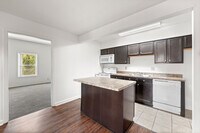 Building Photo - Foxtail Glen on White Pond